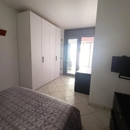Lungomare Apartamento Savona