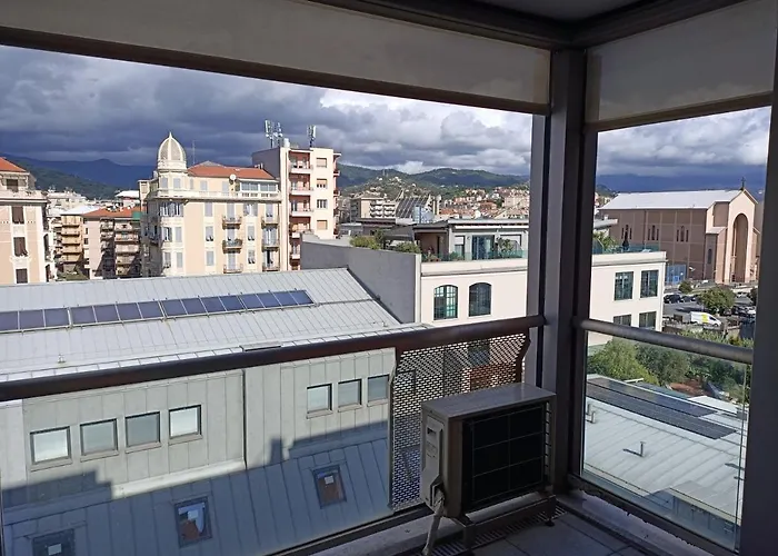 公寓 Lungomare 萨沃纳