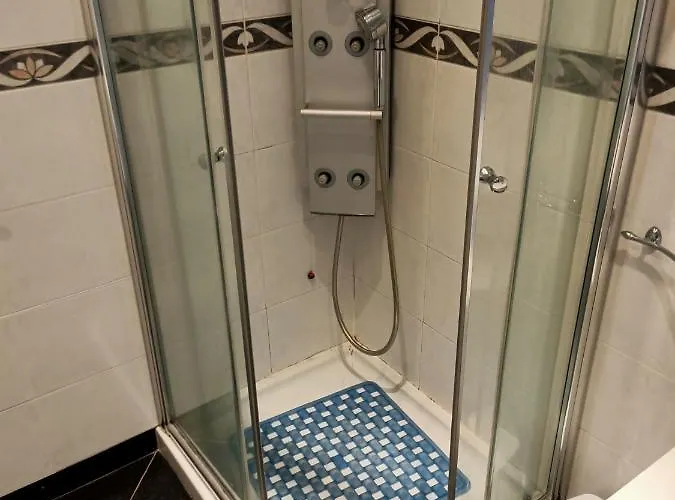 Lungomare Apartman *